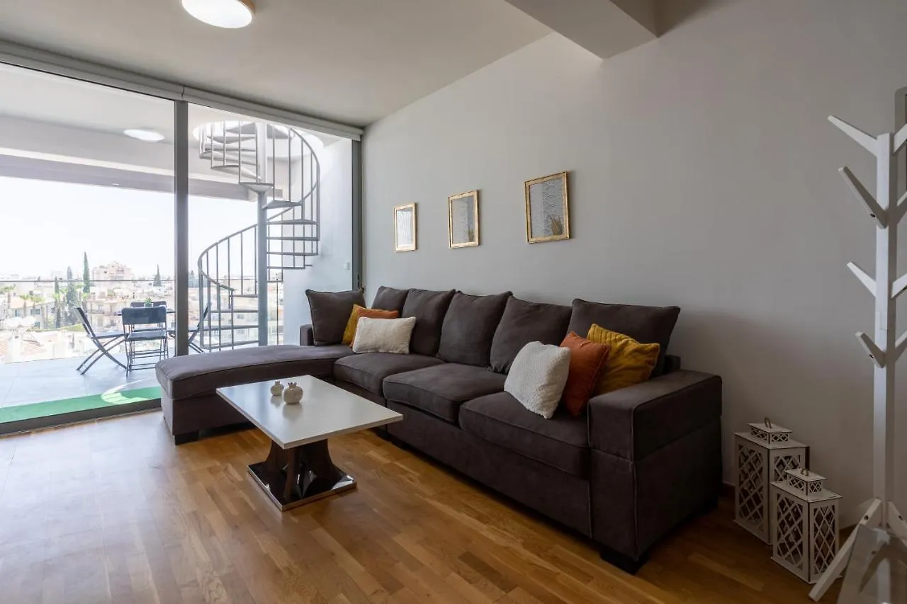 Jay'S Penthouse 2-Br Apt W/ Terrace In Larnaca