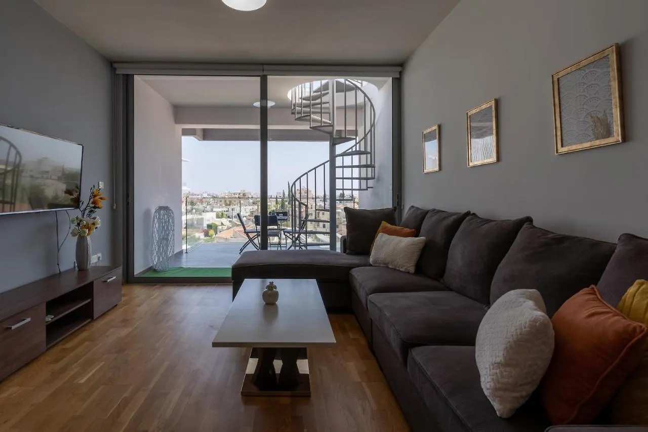Jay'S Penthouse 2-Br Apt W/ Terrace In Larnaca