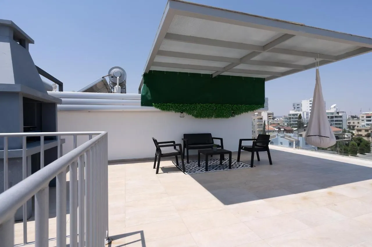 Jay'S Penthouse 2-Br Apt W/ Terrace In Larnaca Cyprus